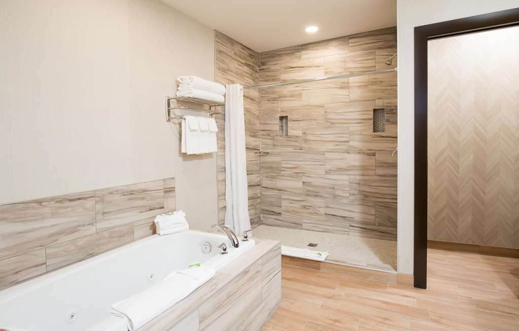 Pomeroy Hotel Fort Mcmurray Facilități foto